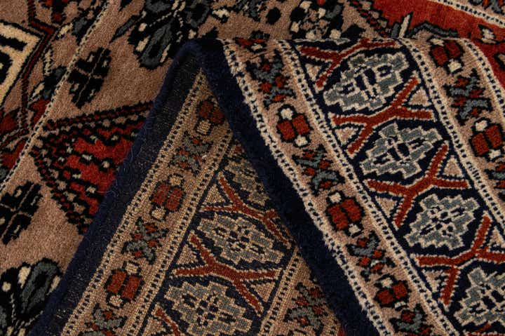 2' 8 x 4' 6 Hand Knotted Bokhara Oriental Wool Rug