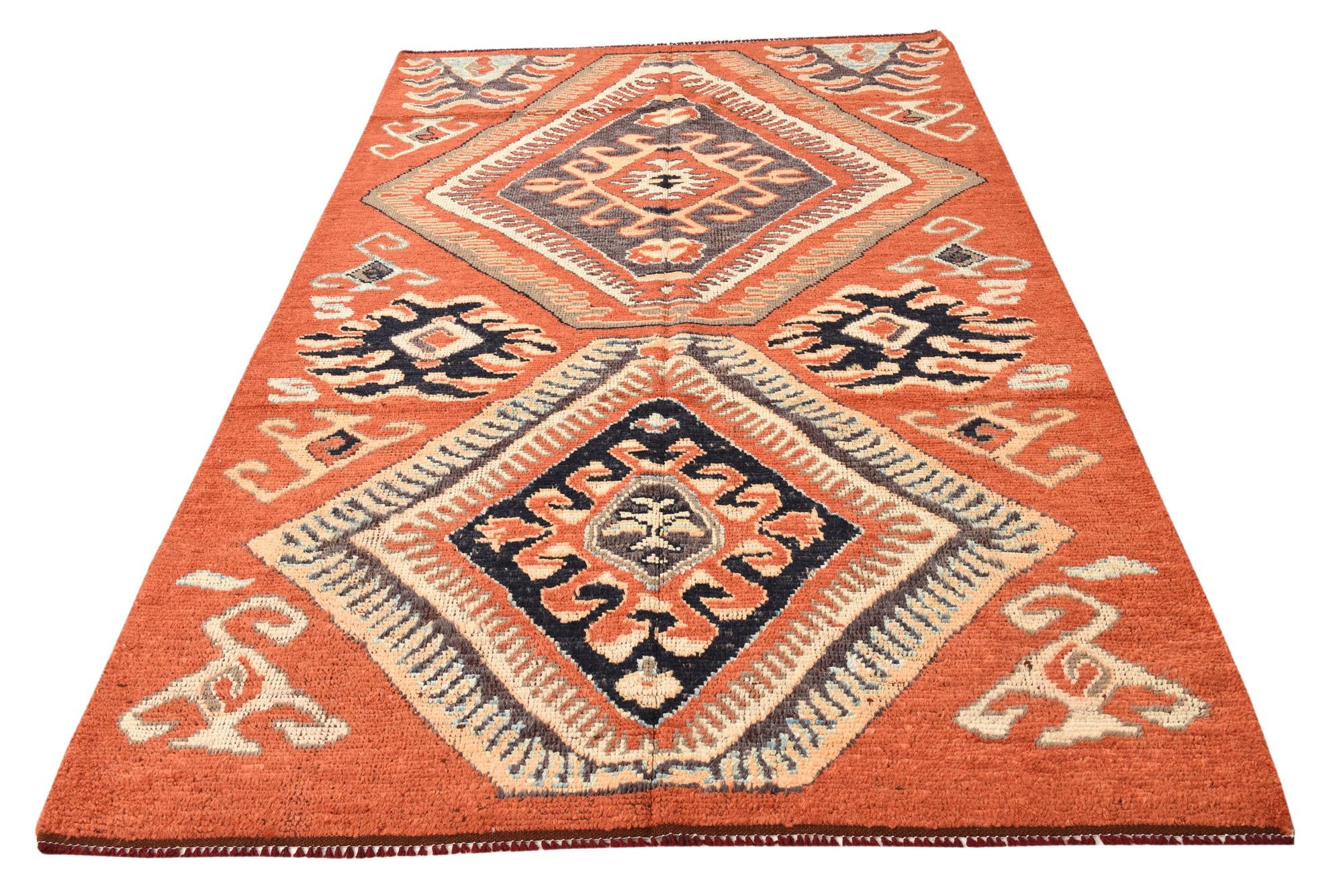 5' 6 x 8' 4 Hand Knotted Darya Wool Rug