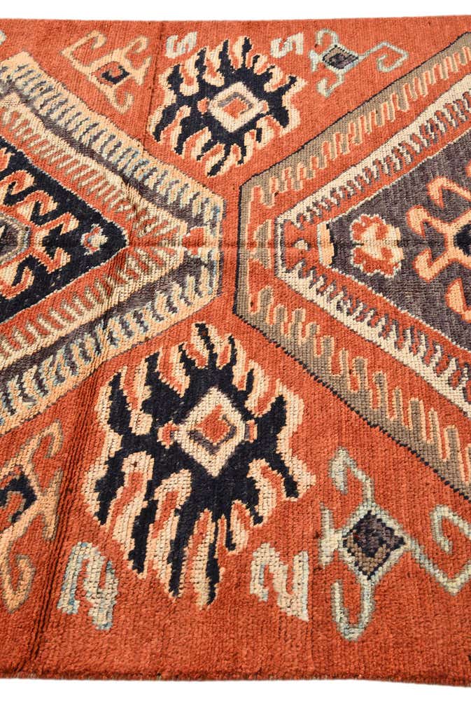 5' 6 x 8' 4 Hand Knotted Darya Wool Rug