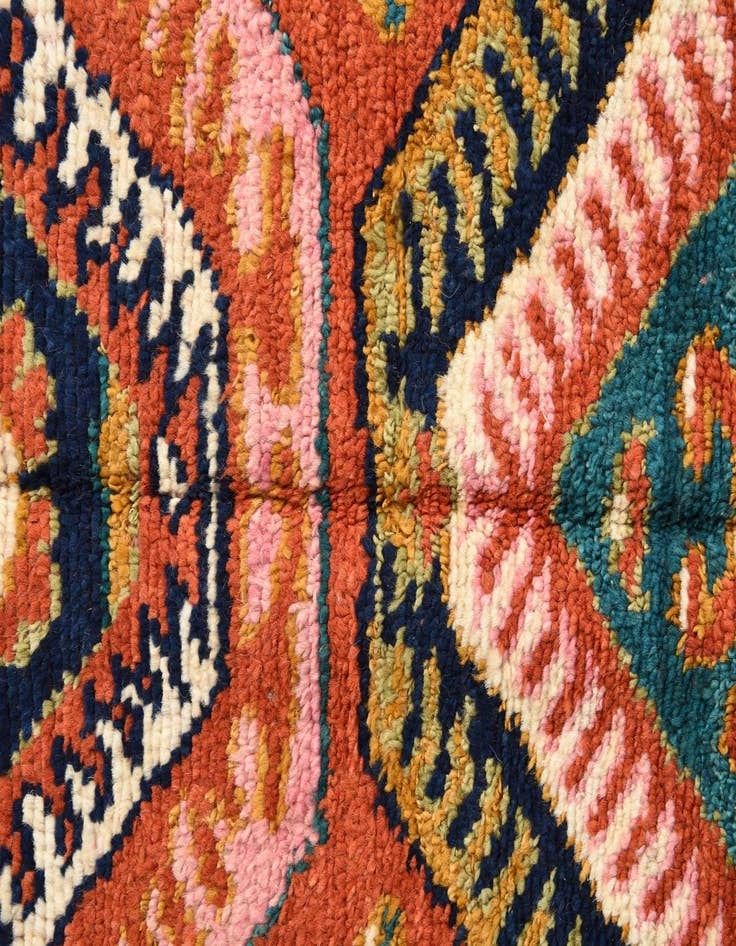 Detail image of 3' 9 x 6' 5 Hand Knotted Darya Wool Rug