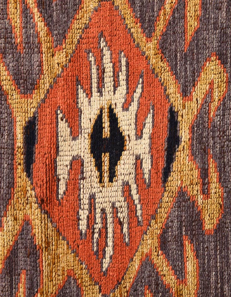 Detail image of 6' 8 x 10' 6  Hand Knotted Darya Wool Rug