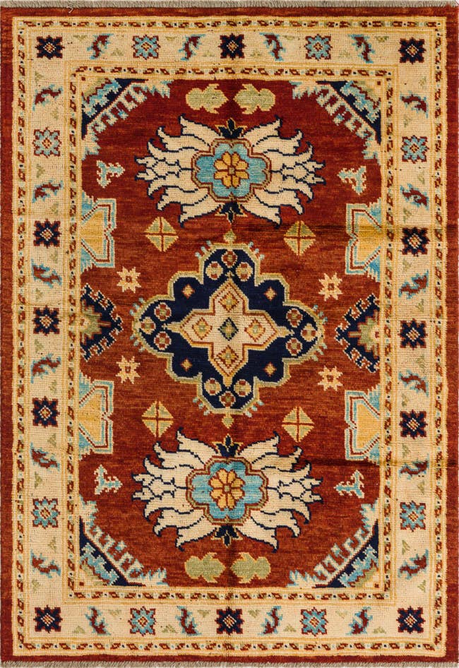 Detail image of 4' 2 x 6' Hand Knotted Darya Wool Rug