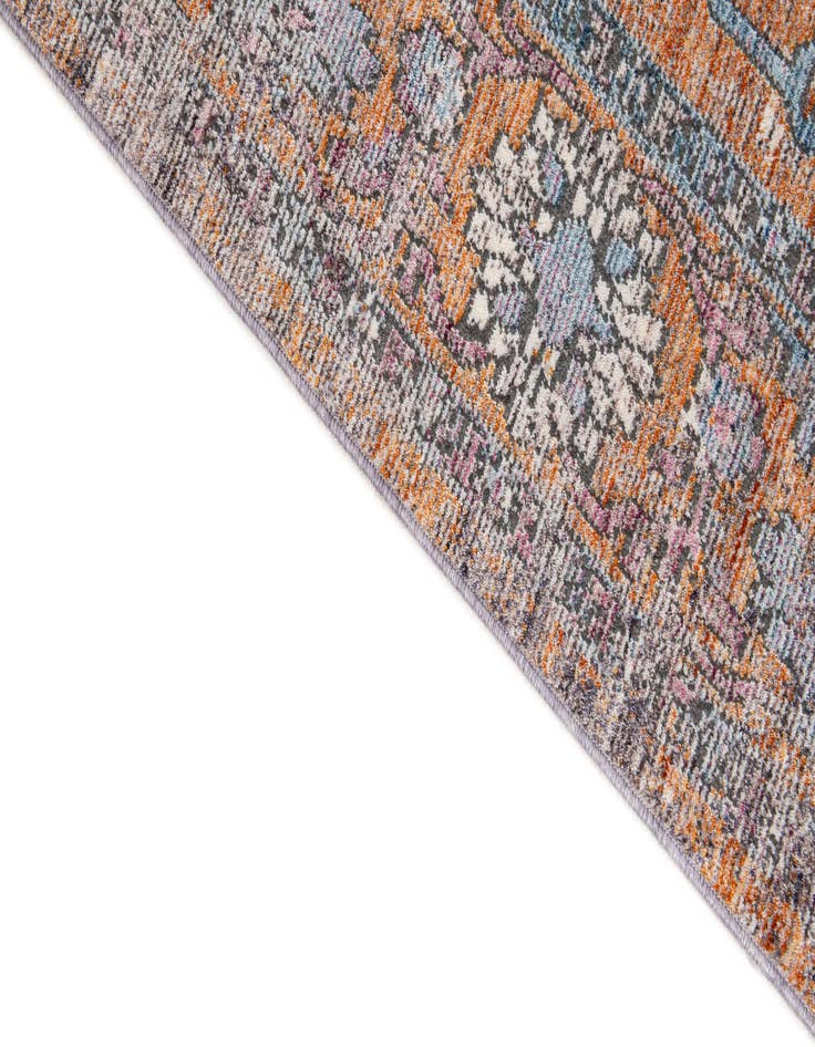 Detail image of 5' 3 x 7' 6 Fleur Rug