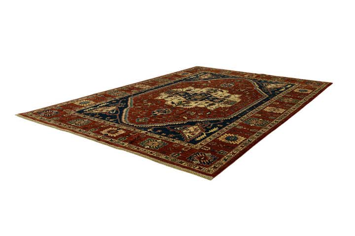 6' 8 x 9' 9 Hand Knotted Heriz Rug