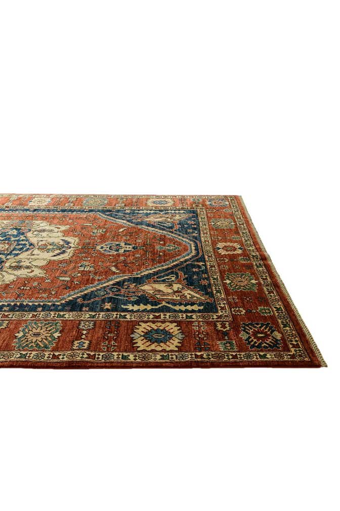 6' 8 x 9' 9 Hand Knotted Heriz Rug