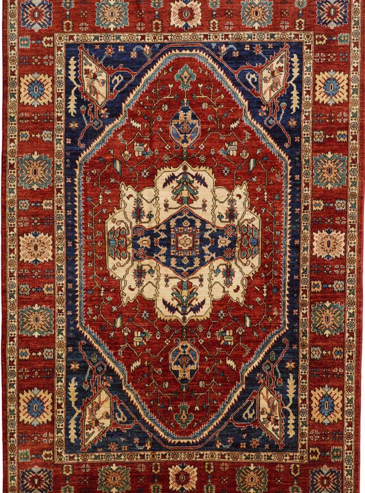 6' 8 x 9' 9 Hand Knotted Heriz Rug