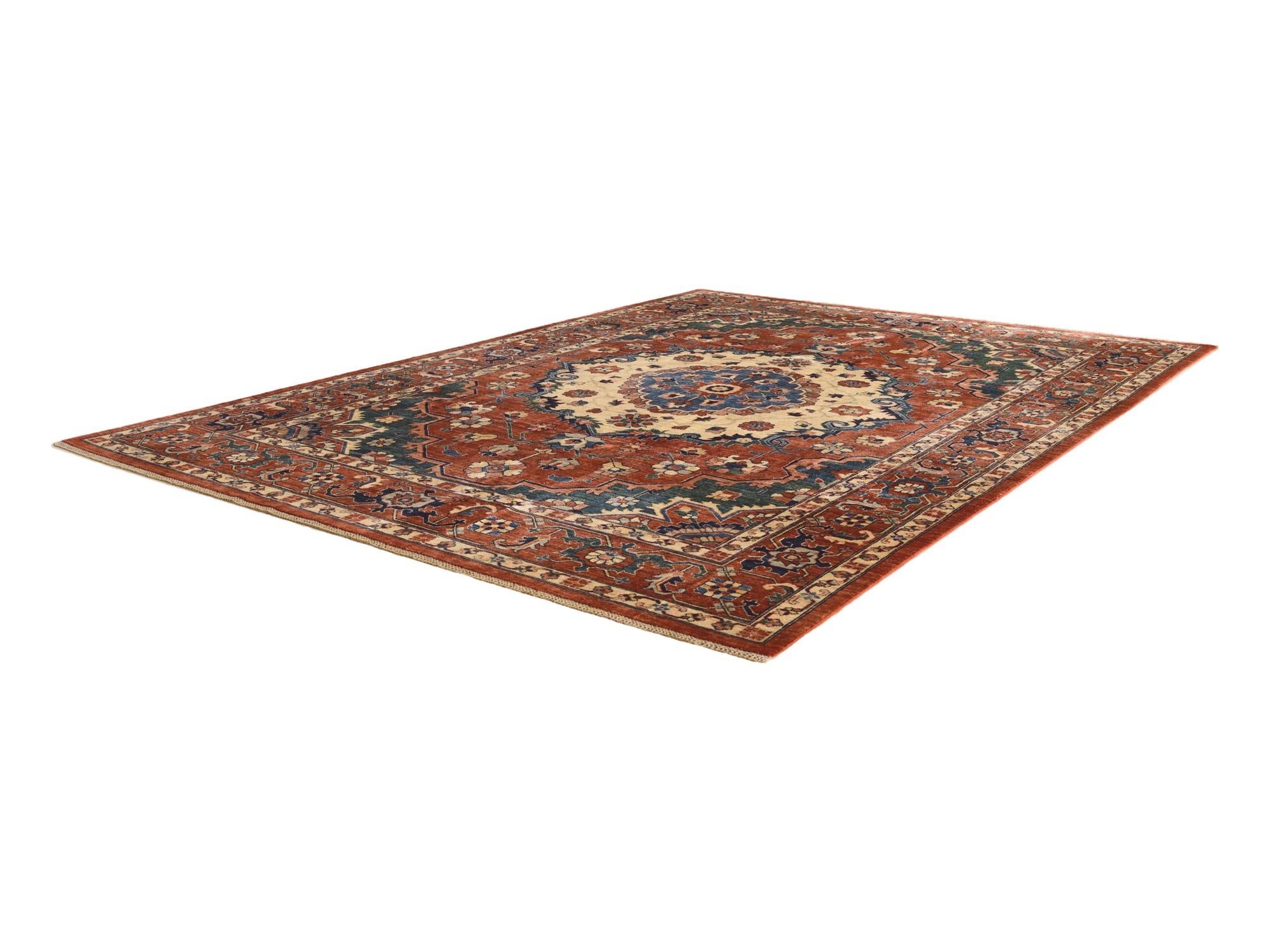 8' 3 x 11' 6 Hand Knotted Heriz Rug