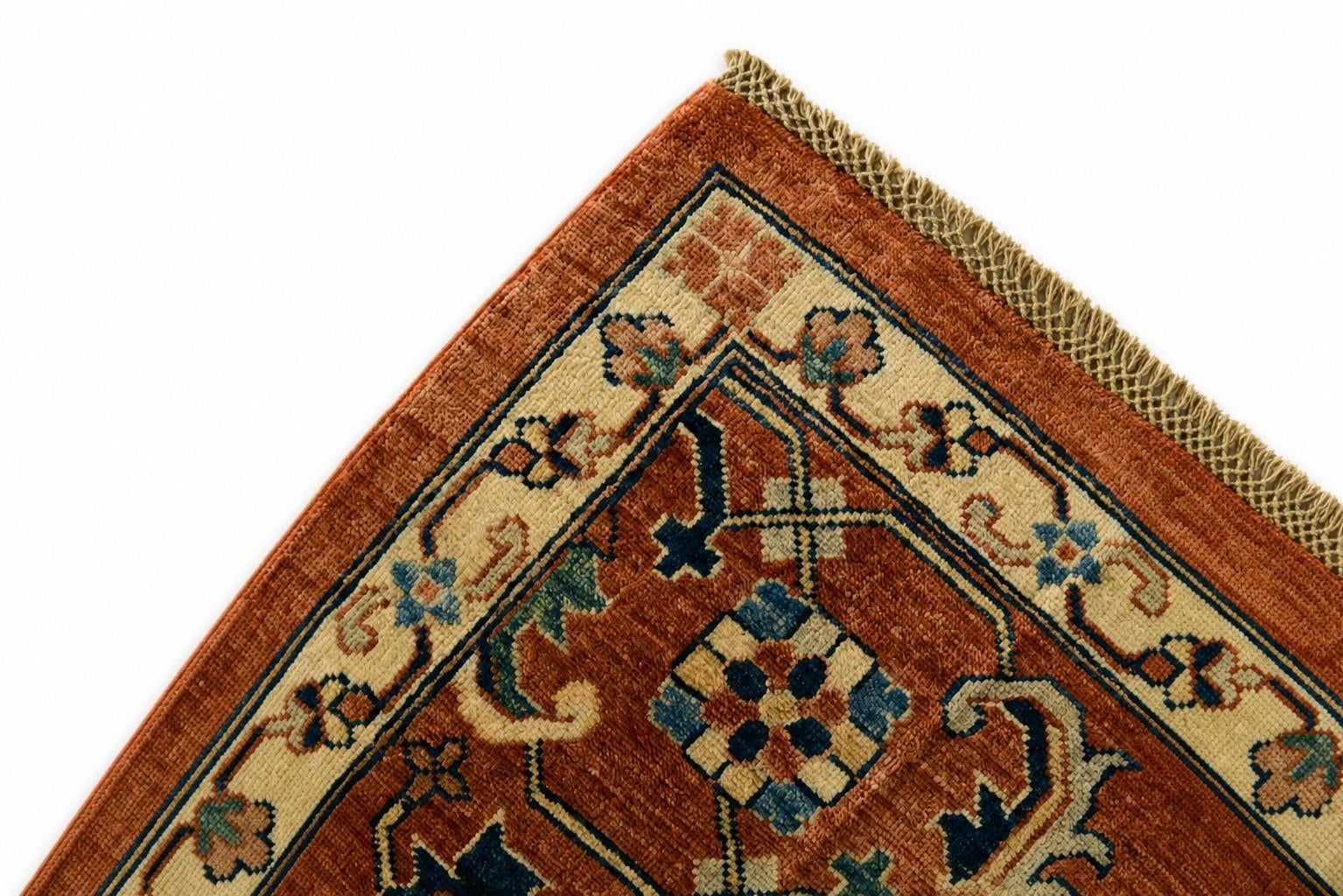 8' 3 x 11' 6 Hand Knotted Heriz Rug