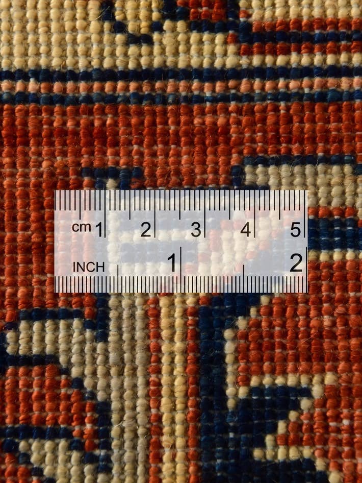 Detail image of 8' 3 x 11' 6 Hand Knotted Heriz Rug