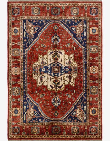 5' 7 x 8' Hand Knotted Heriz Rug