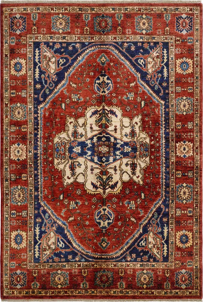 5' 7 x 8' Hand Knotted Heriz Rug