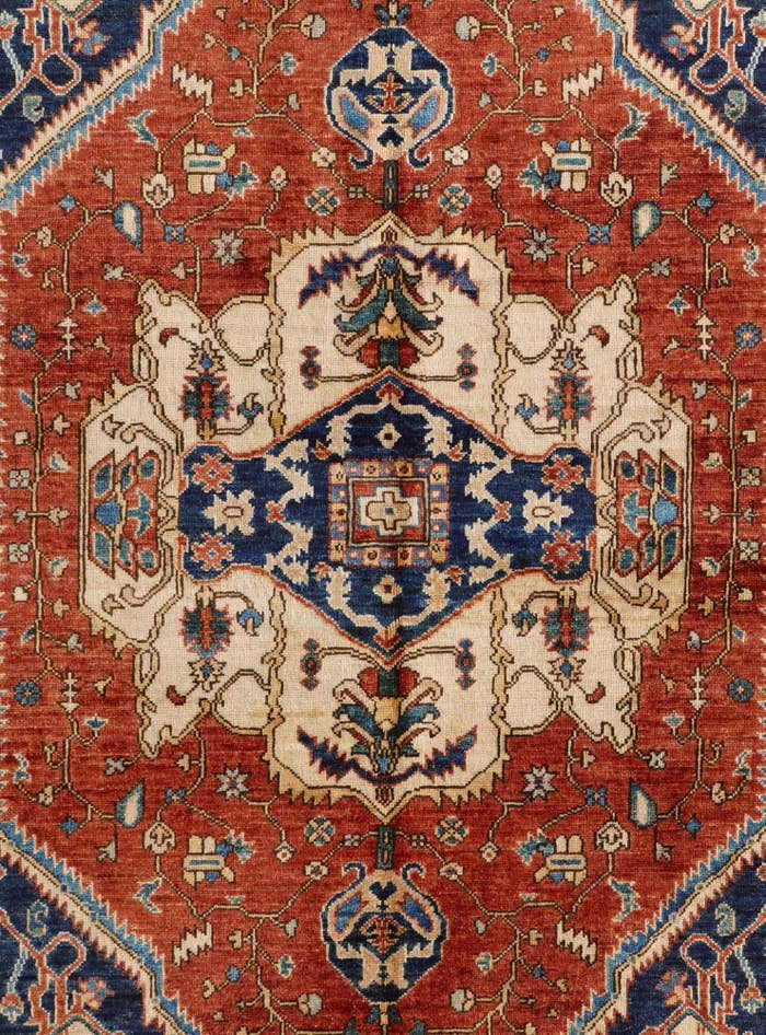 Detail image of 5' 9 x 7' 11 Hand Knotted Heriz Rug