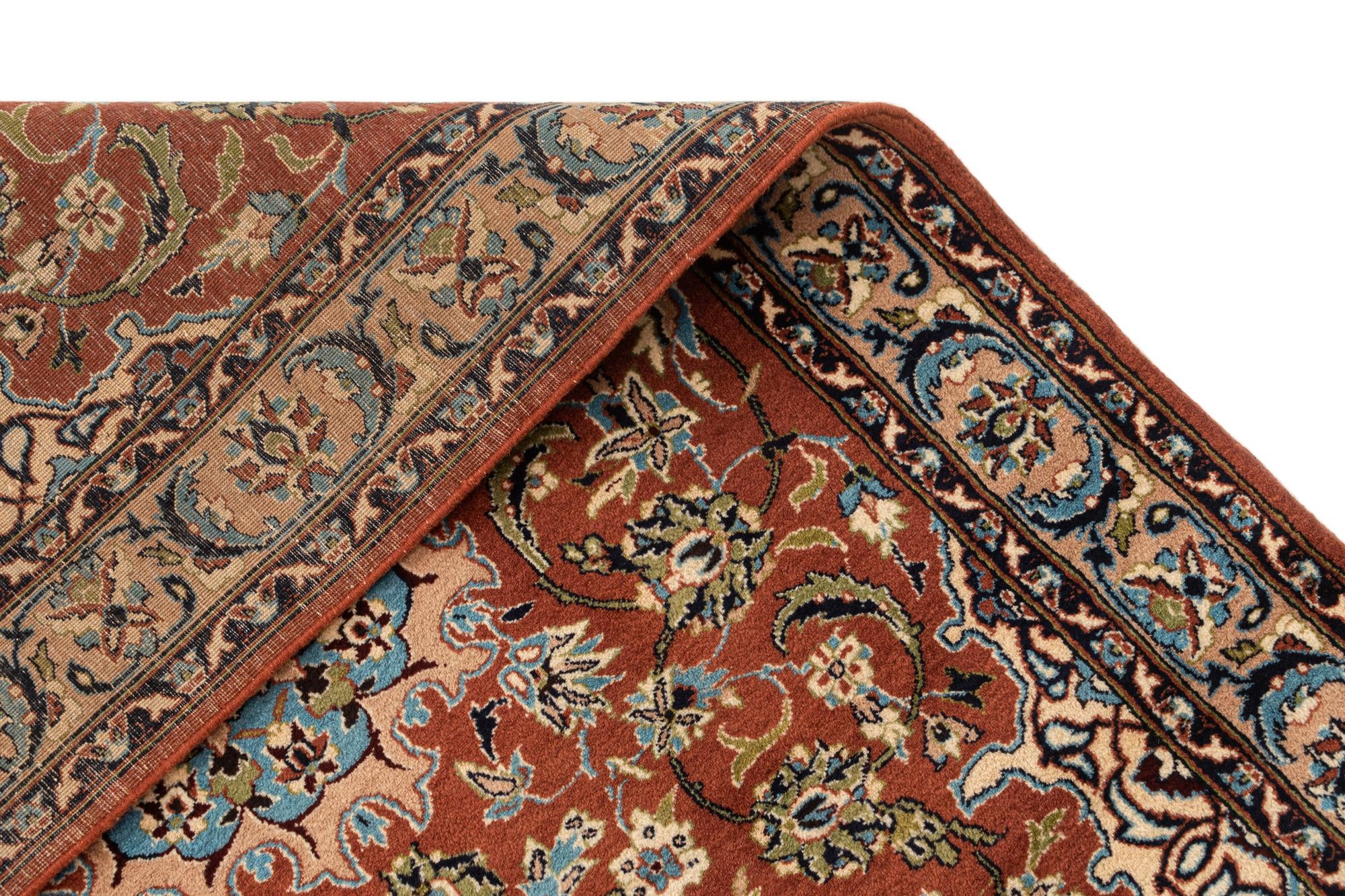 4' x 6' 1 Hand Knotted Isfahan Oriental Wool Rug