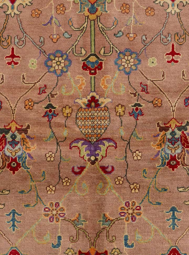 5' 9 x 8' Hand Knotted Kazak Rug
