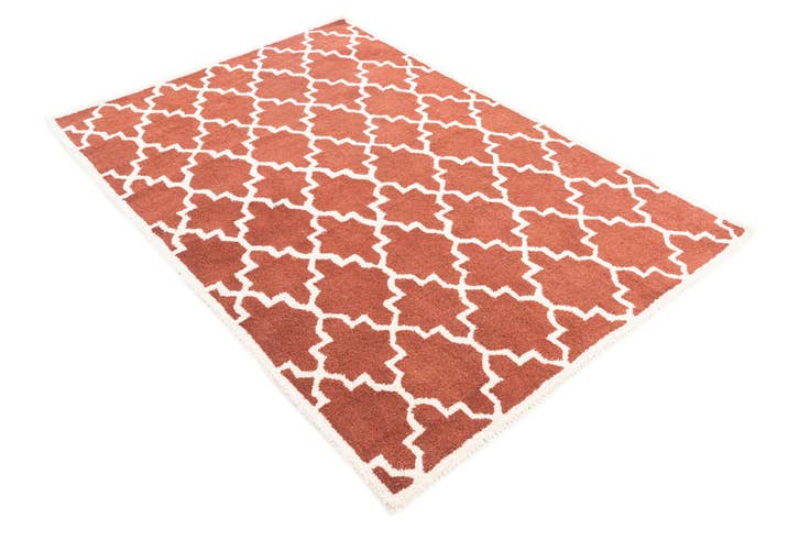 Detail image of 4' x 6' Luna Rug