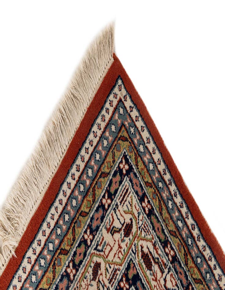 Detail image of 5' 7 x 7' 9 Hand Knotted Mir Wool Rug