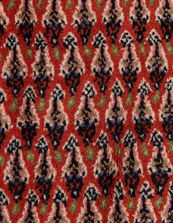 Detail image of 6' 6 x 10'  Hand Knotted Mir Wool Rug