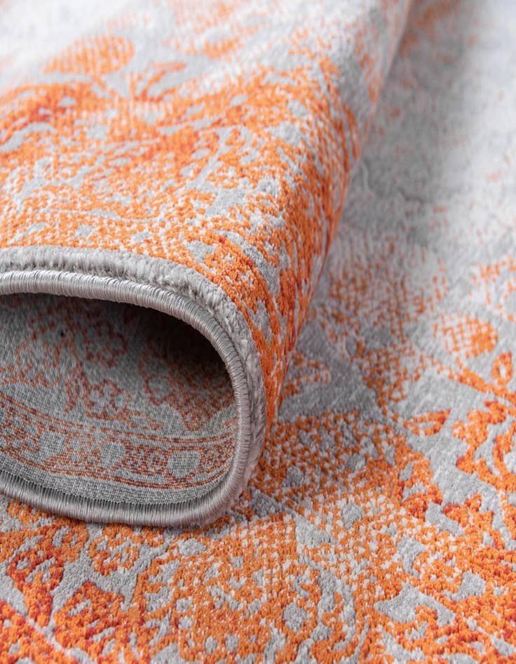 Detail image of 5' x 8' Modern Classical Rug