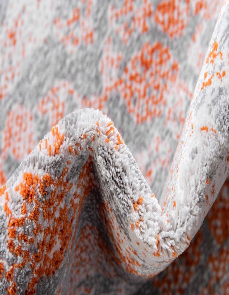 Detail image of 5' x 8' Modern Classical Rug