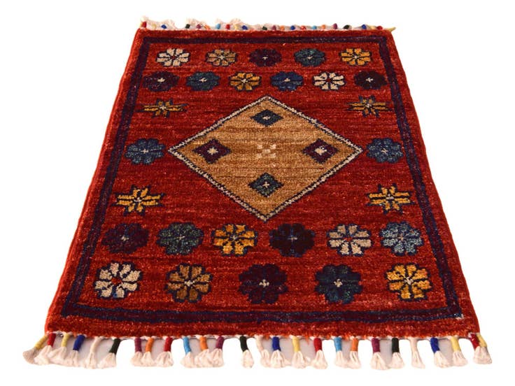 Detail image of 1' 4 x 2' Hand Knotted Modern Ziegler Rug