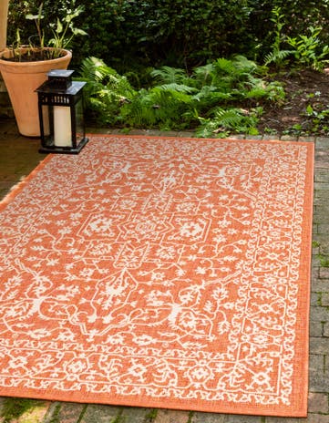 6' x 9' Easy-Clean Botanical Indoor / Outdoor Rug