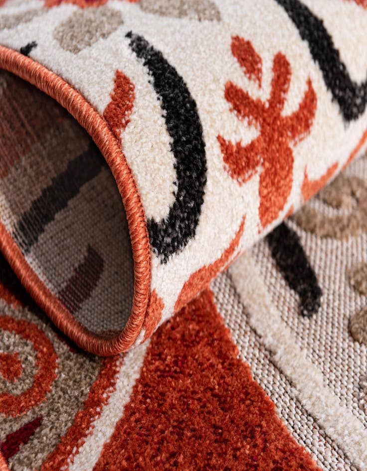 Detail image of 7' x 10'  Washable Modern Indoor / Outdoor Rug