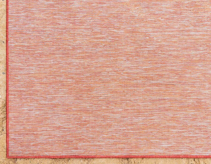 Detail image of 7' 5 x 10' Easy-Clean Solid Indoor / Outdoor Rug
