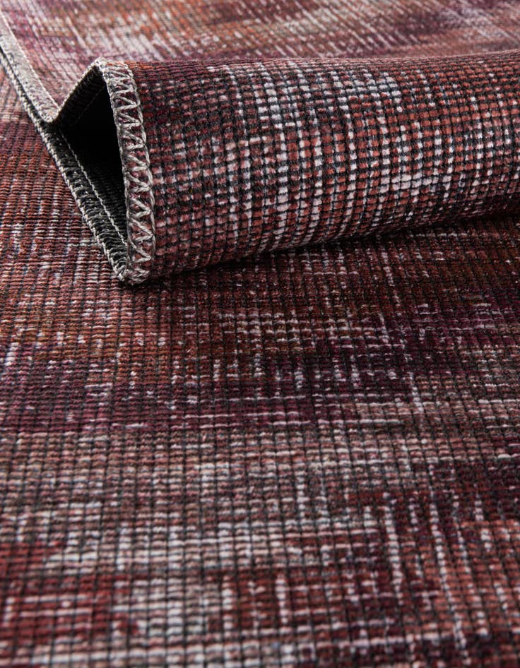 Detail image of 3' 3 x 5' 3 Washable Sisu Rug