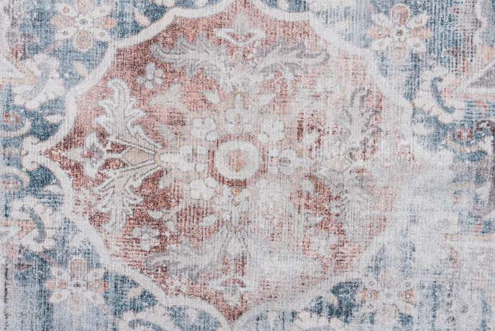 6' x 9' Washable Timeless Rug