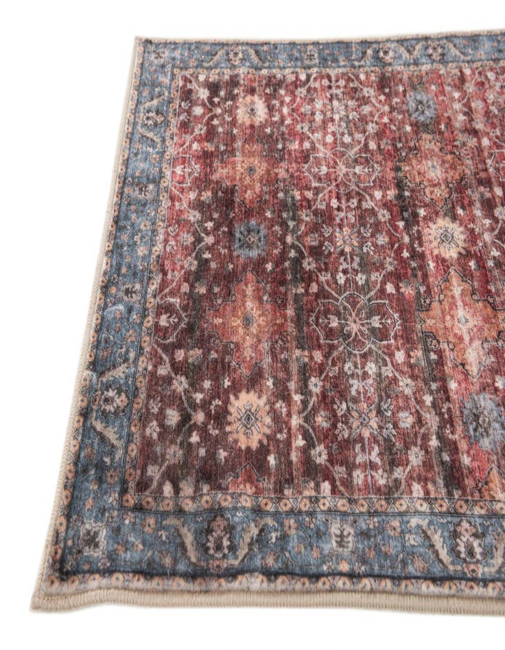 Detail image of 1' 8 x 2' 8 Washable Timeless Rug