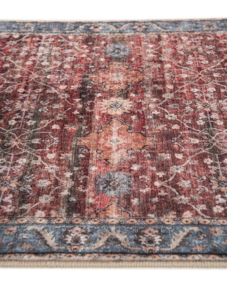 Detail image of 1' 8 x 2' 8 Washable Timeless Rug