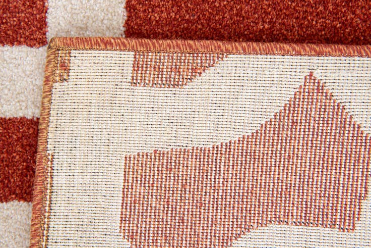 Detail image of 6' 5 x 9' 6 Trellis Rug