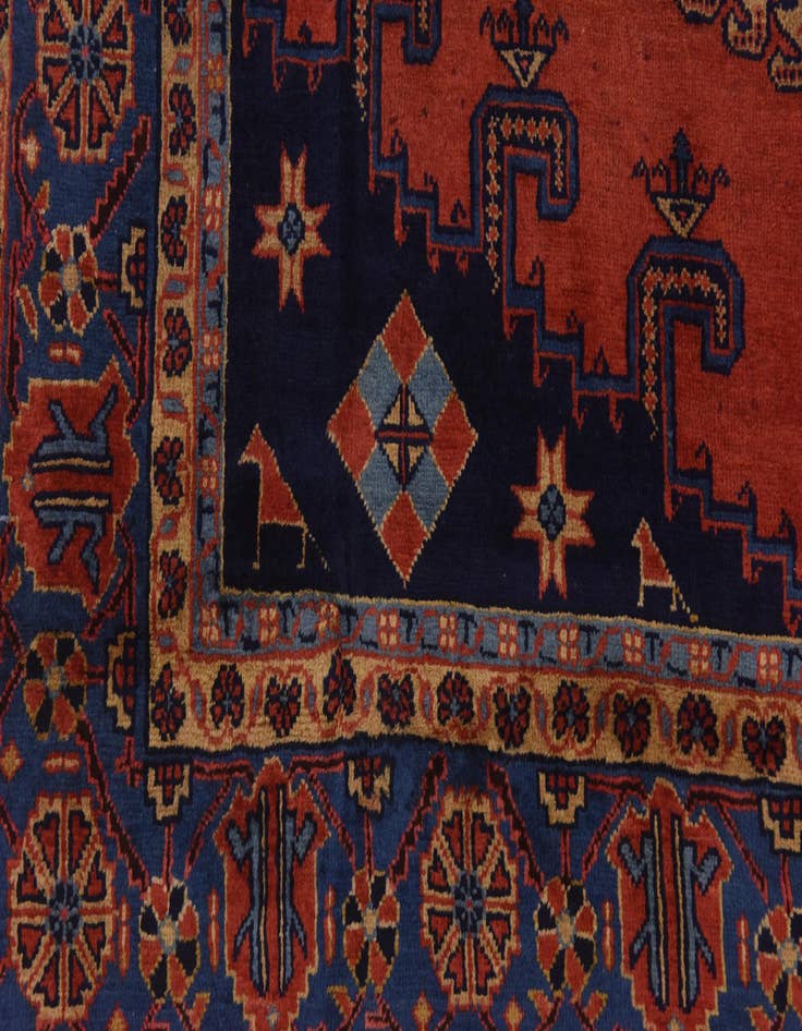 Detail image of 7' x 11' 4 Hand Knotted Viss Persian Wool Rug