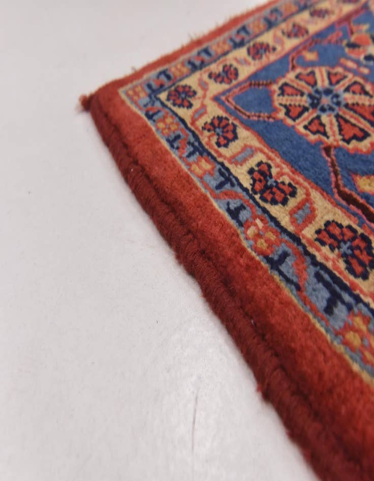 Detail image of 7' x 11' 4 Hand Knotted Viss Persian Wool Rug