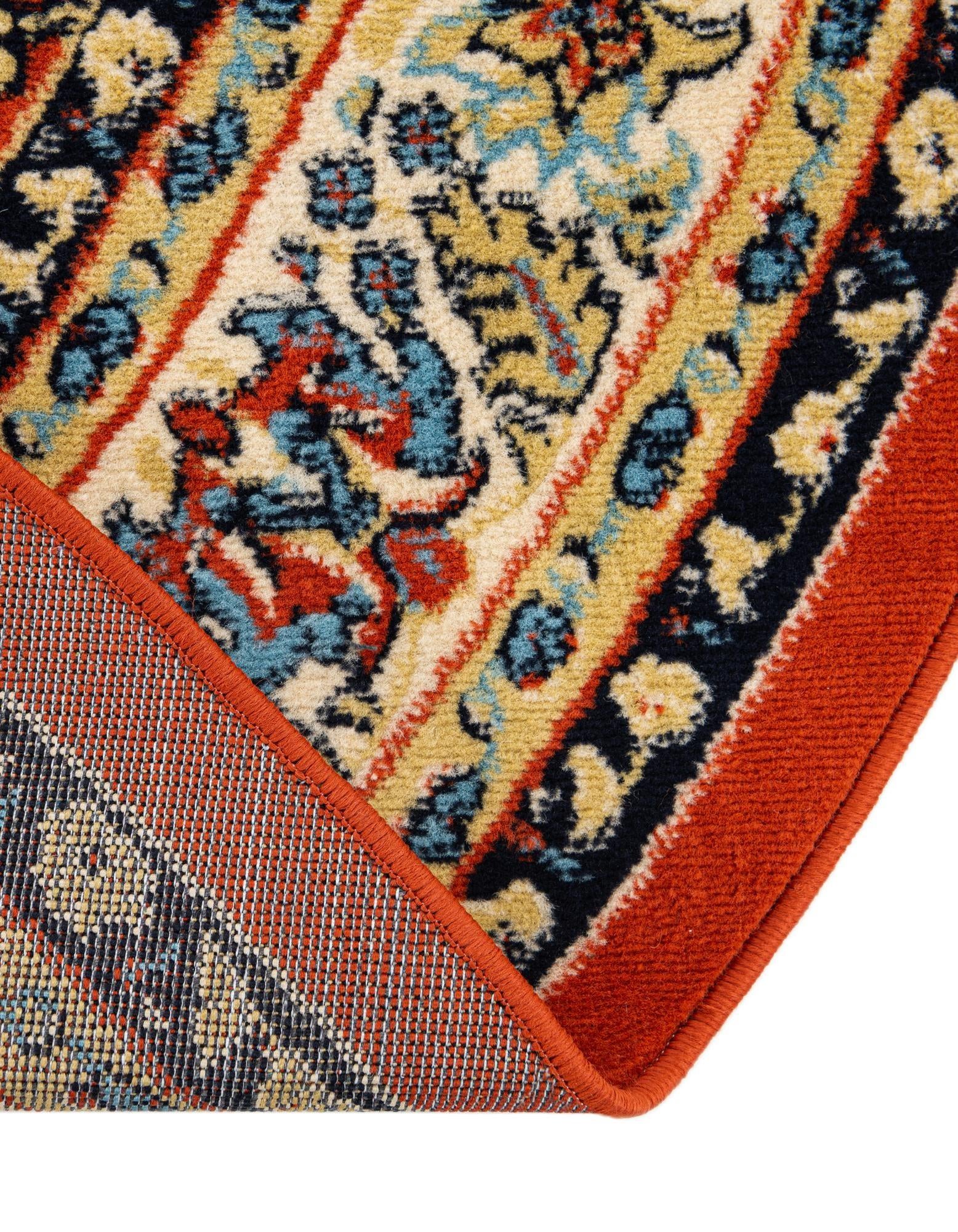 7' 10 x 7' 10 Kashan Design Round Rug