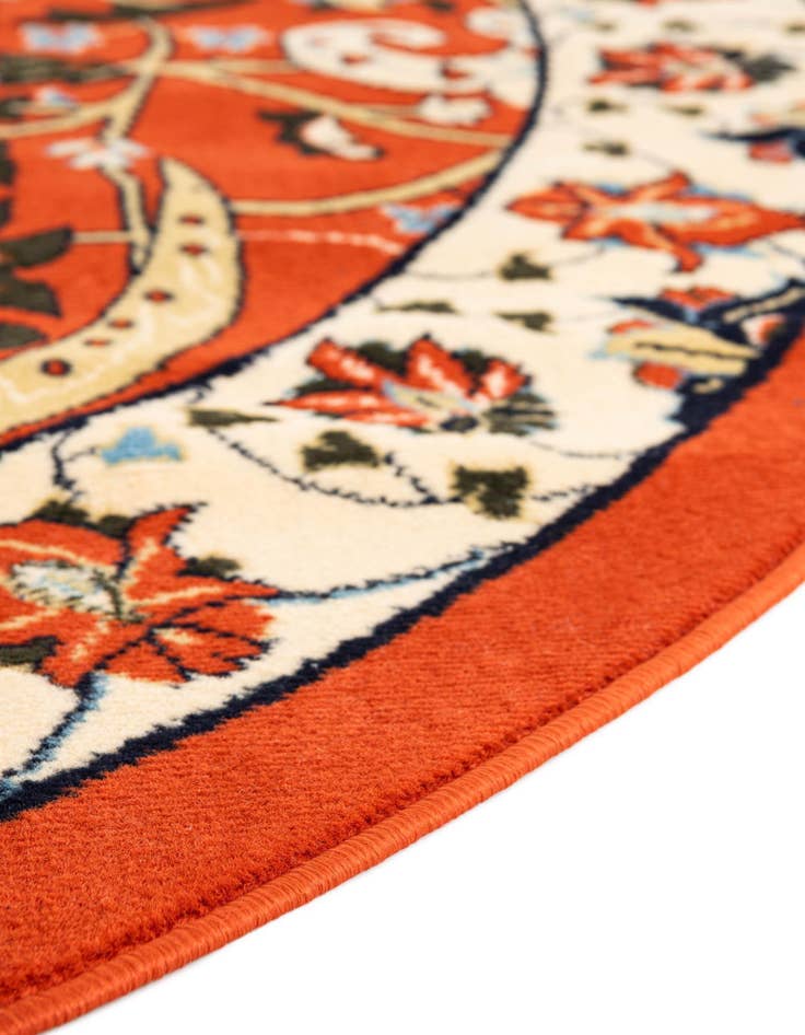 Detail image of 7' 10 x 7' 10 Neda Round Rug