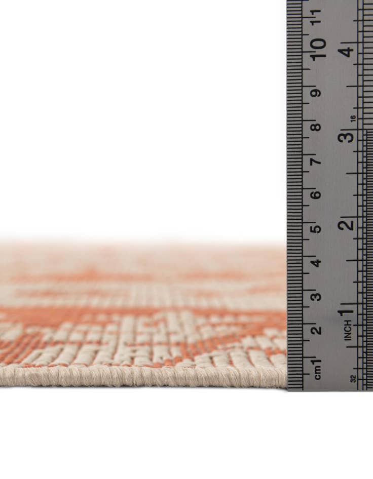 Detail image of 6' x 6' Easy-Clean Botanical Indoor / Outdoor Round Rug