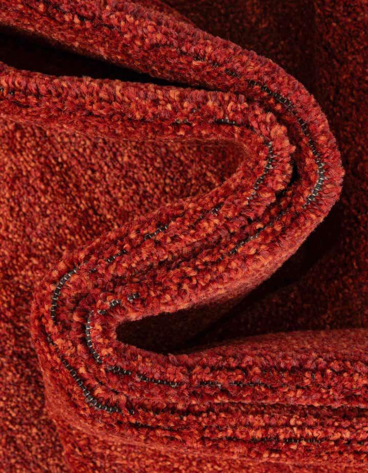 2' 7 x 10' Angelica Runner Rug