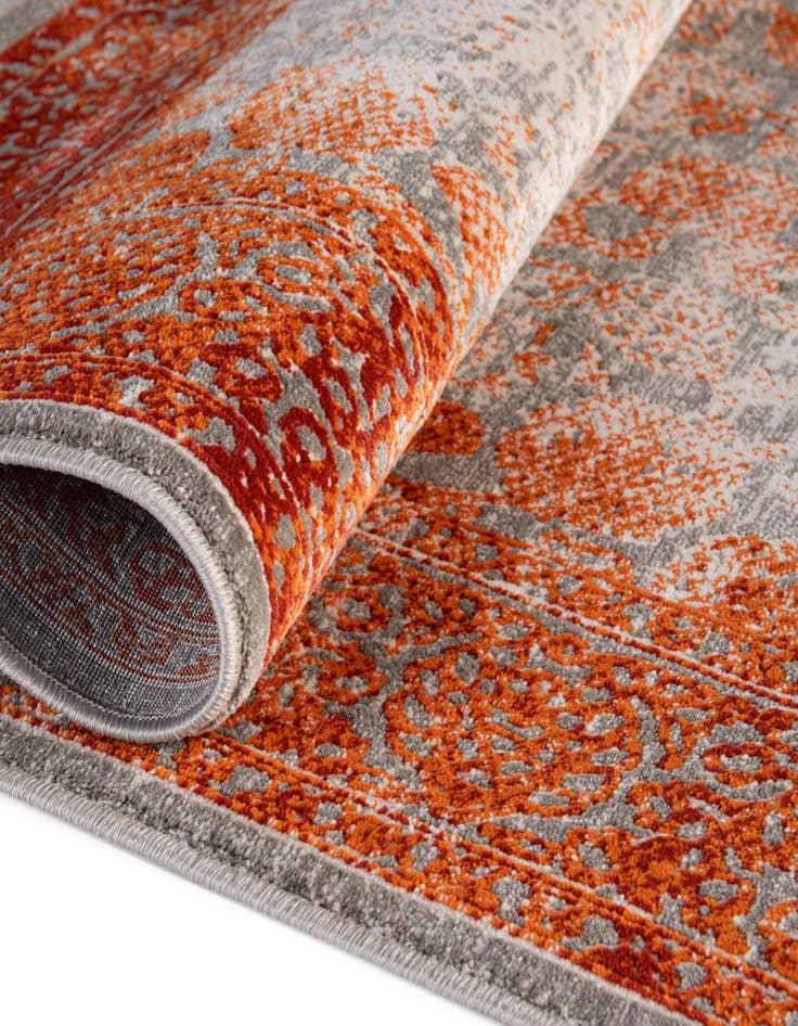 Detail image of 2' 7 x 10' Modern Classical Runner Rug