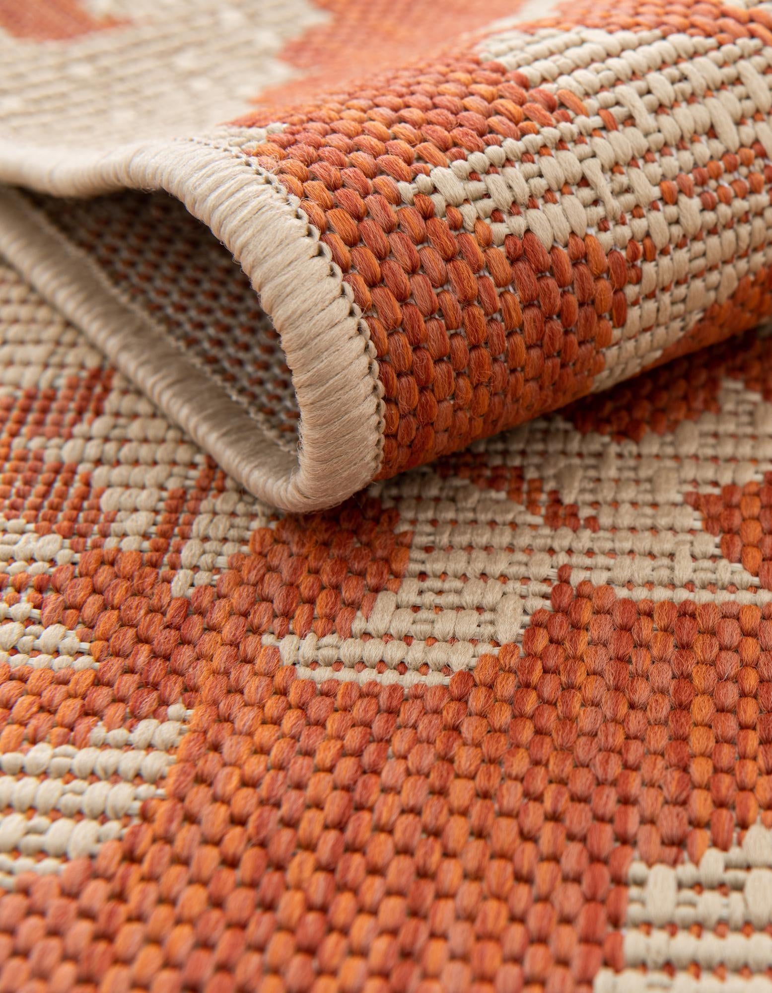 2' 2 x 6' Easy-Clean Botanical Indoor / Outdoor Runner Rug