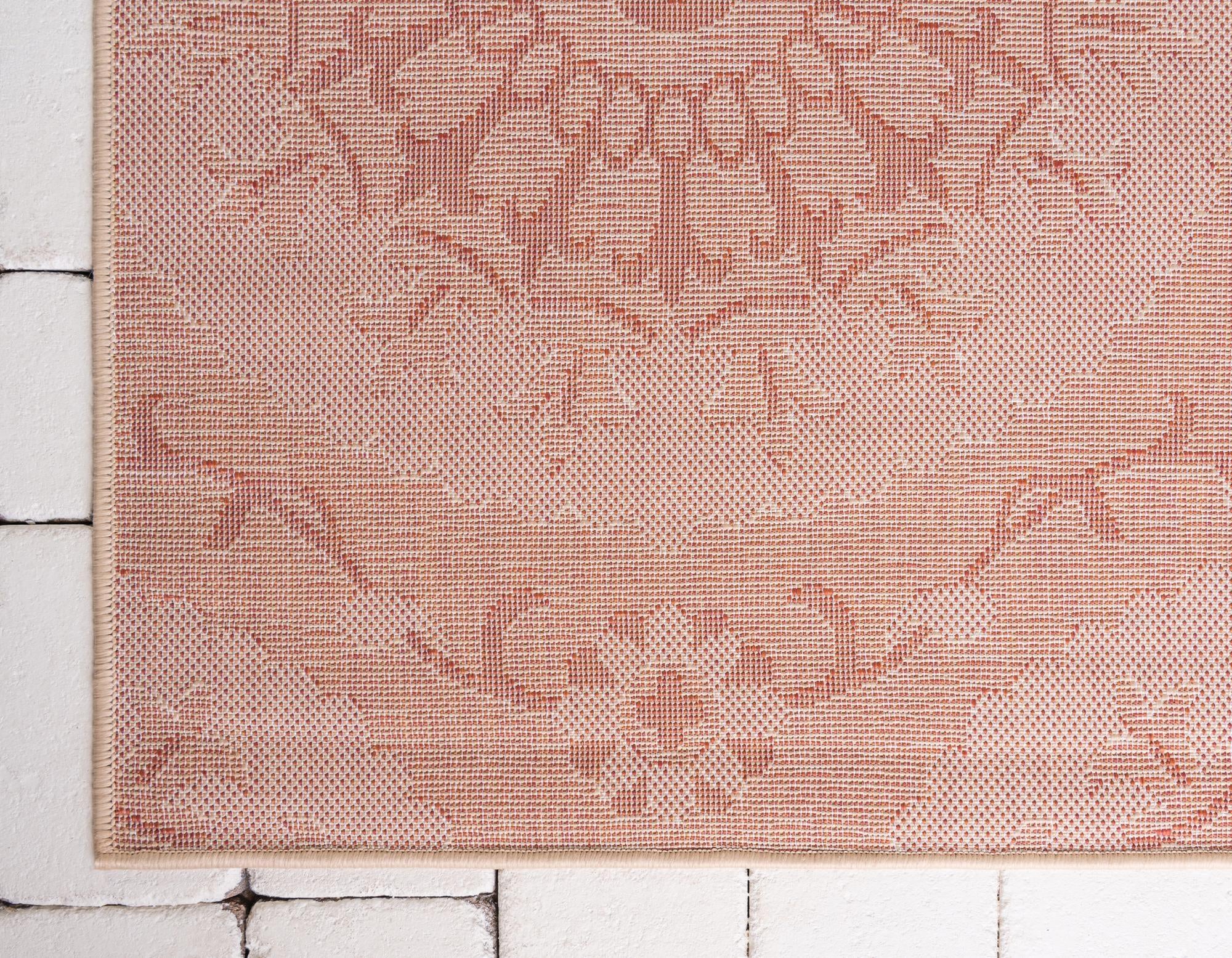 2' 2 x 6' Easy-Clean Botanical Indoor / Outdoor Runner Rug