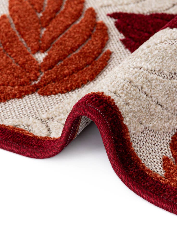 Detail image of 2' x 6'  Washable Botanical Indoor / Outdoor Runner Rug