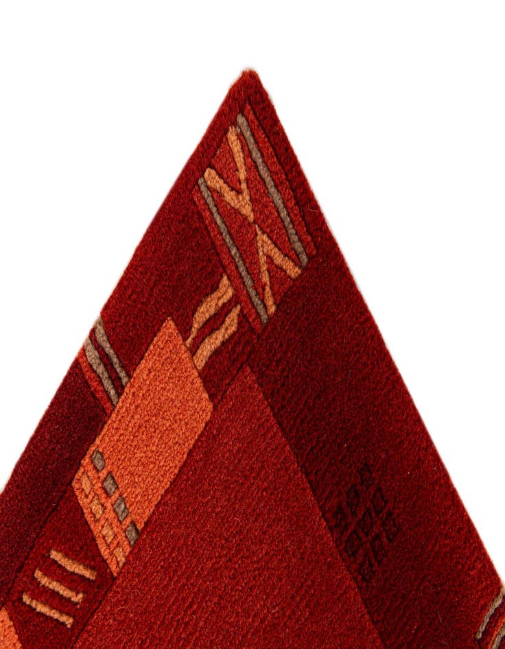 Detail image of 2' 7 x 6' 6 Hand Knotted Tibet Wool Runner Rug