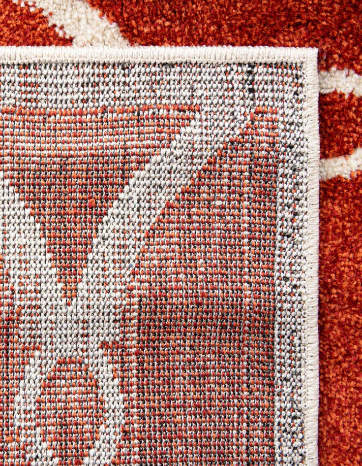 Detail image of 2' 7 x 8' Trellis Runner Rug