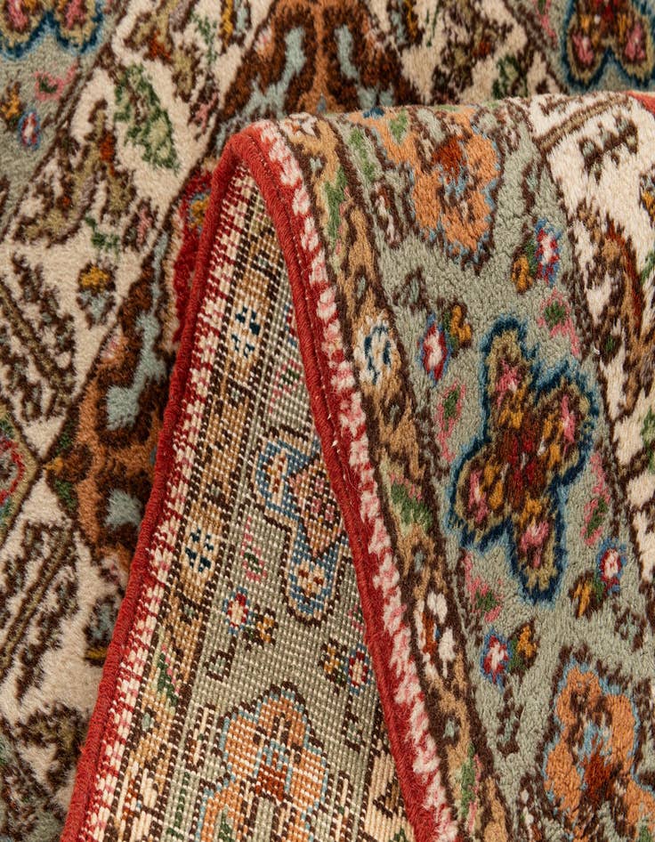 Detail image of 2' 3 x 4' 6  Hand Knotted Yazd Wool Runner Rug