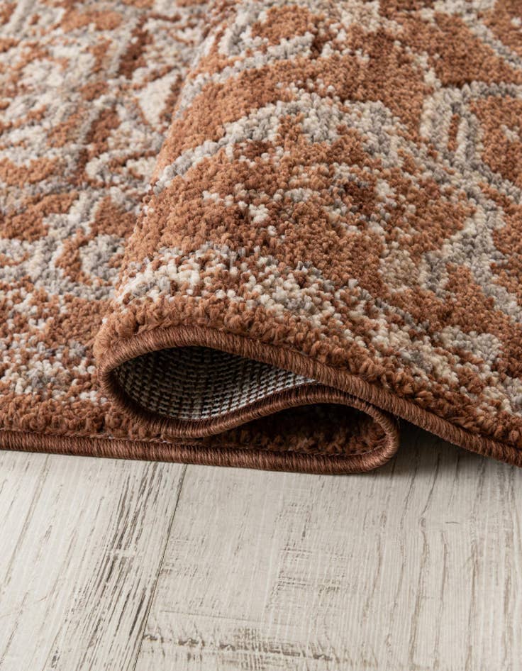 Detail image of 5' x 5' Grand Tradition Rug