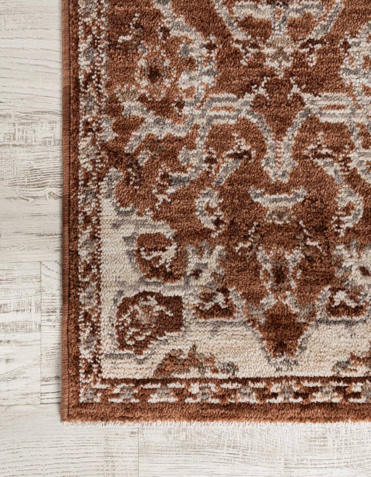 Detail image of 2' x 6' 3 Grand Tradition Runner Rug