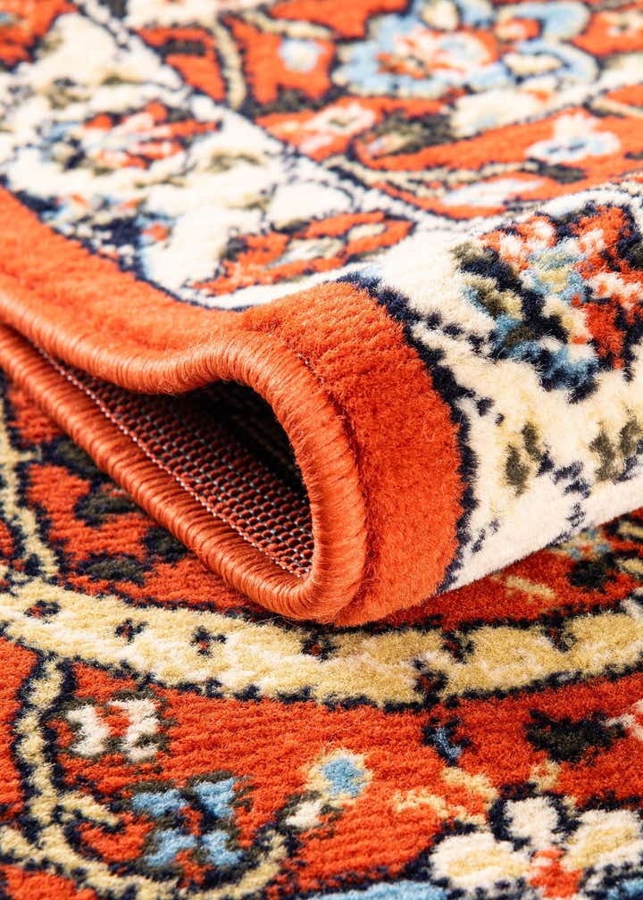 7' 10 x 7' 10 Isfahan Design Square Rug