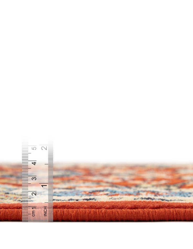 Detail image of 7' 10 x 7' 10 Kashan Design Square Rug