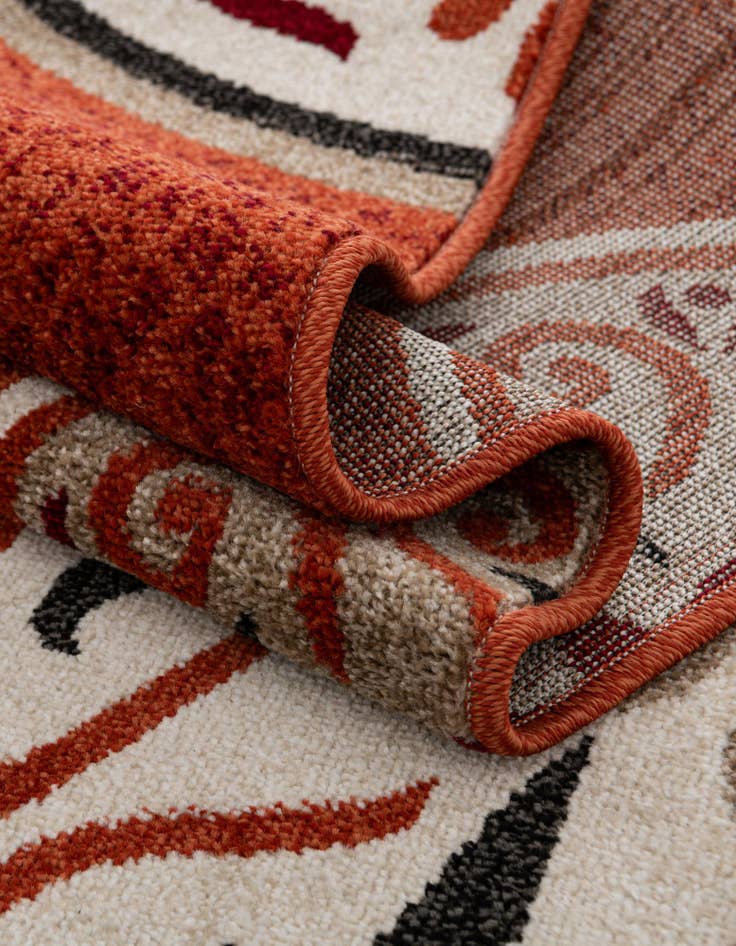 Detail image of 5' 3 x 5' 3  Washable Modern Indoor / Outdoor Square Rug